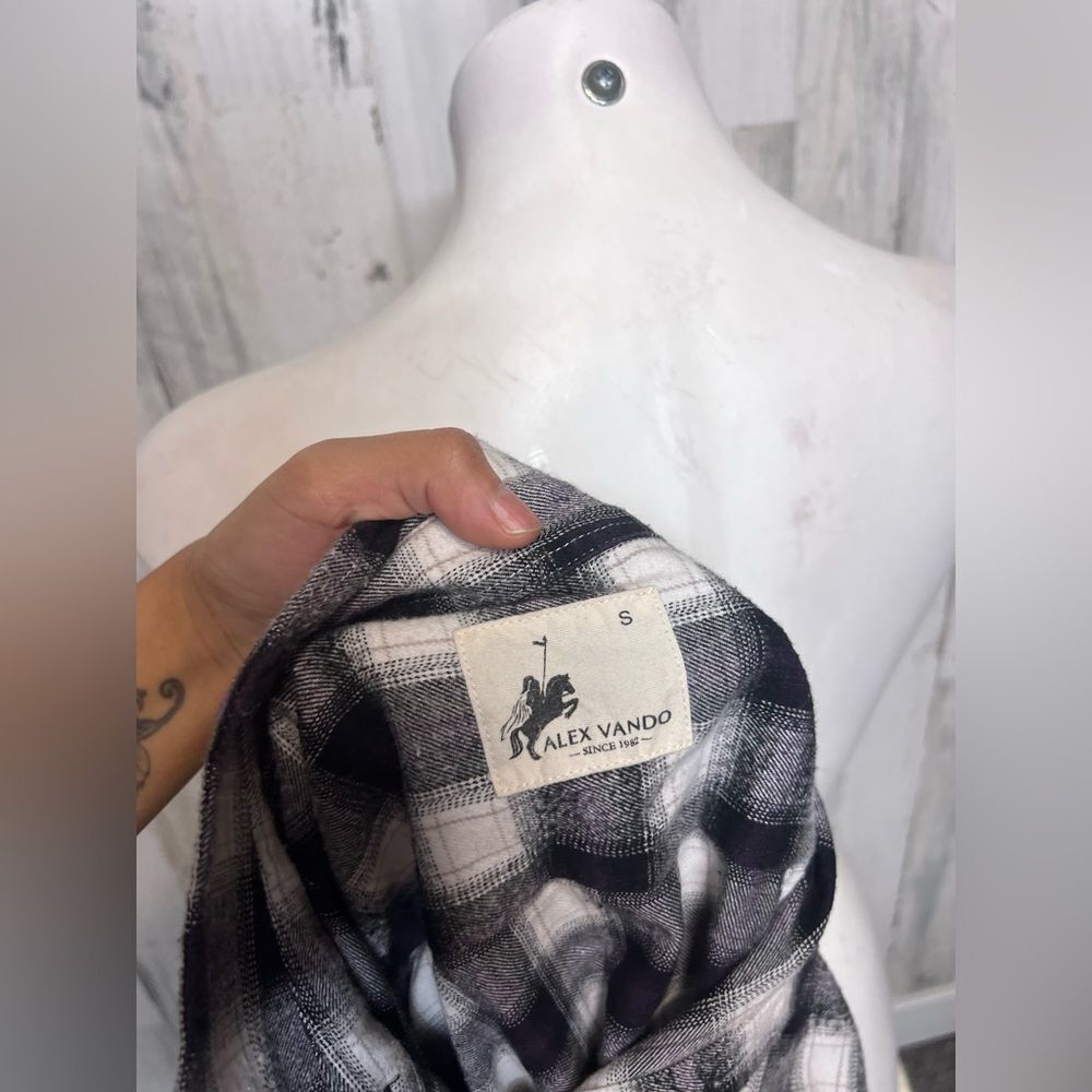 Alex Vando Black White Plaid Flannel Button Down Shirt Womens Size Small S Pocke - Picture 4 of 7